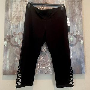 Ideology black Yogalicious Forrest green leggings. Size 1X